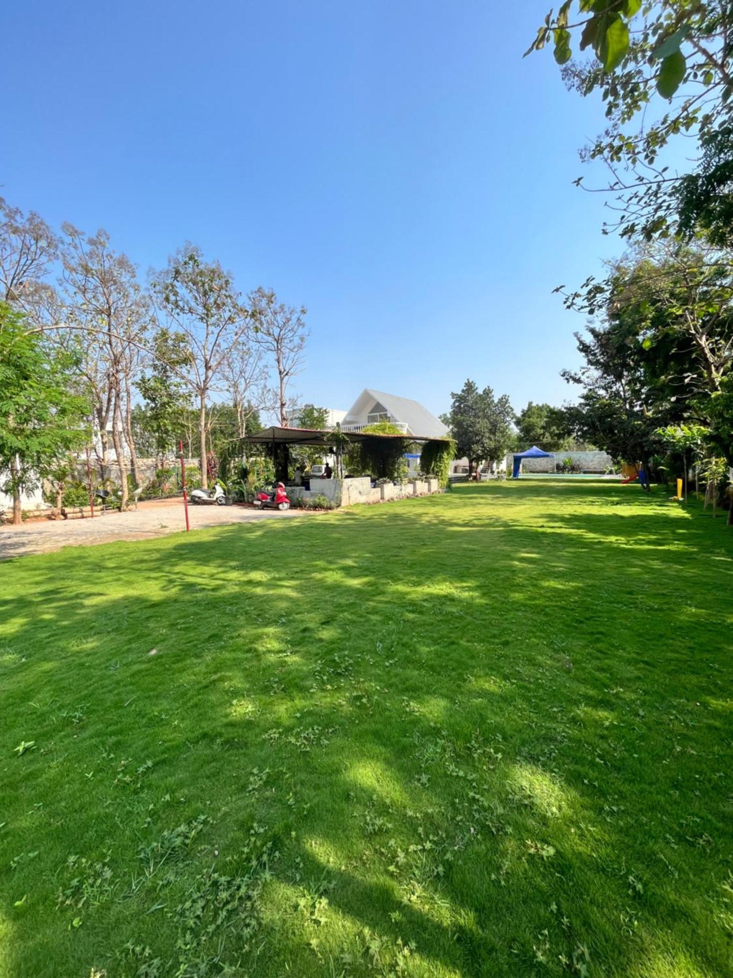 Jlr Farm Stay Hyderabad Eksteriør billede