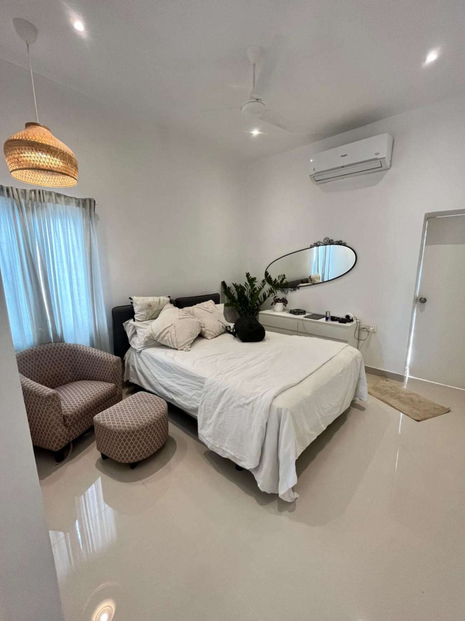Jlr Farm Stay Hyderabad Eksteriør billede